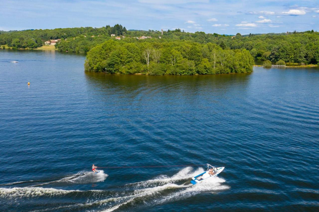 Hotel Camping Du Lac De Saint-Pardoux Zewnętrze zdjęcie